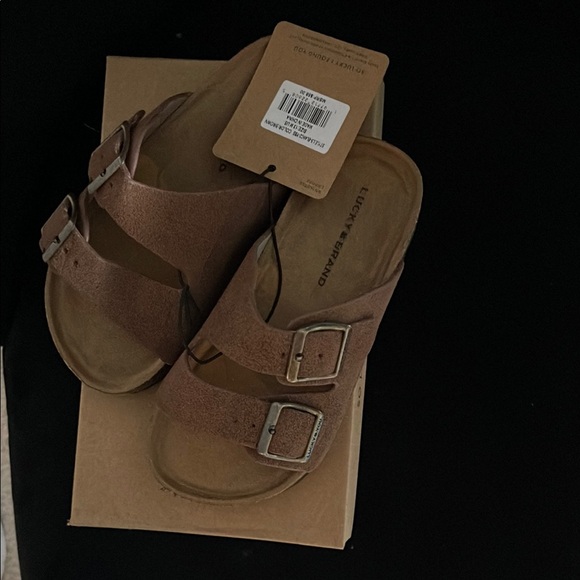 Lucky Brand Other - Lucky Brand Tan Sandals Comfortable Leather Footwear size 13 girls